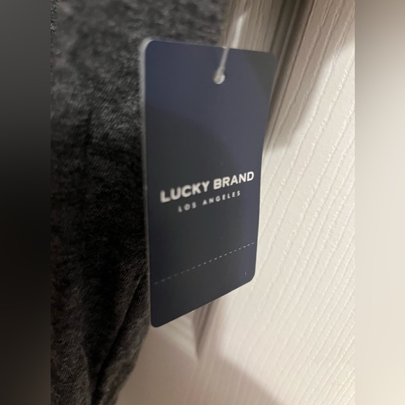 Lucky Brand t-shirt brand new size large nwt - Picture 6 of 6